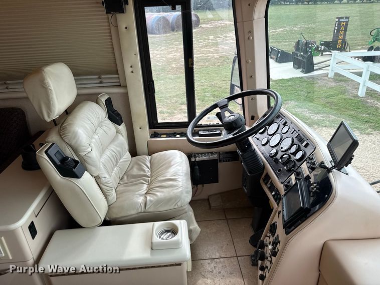 image for item FB8978 1991 Prevost XL- 40 Angola RV