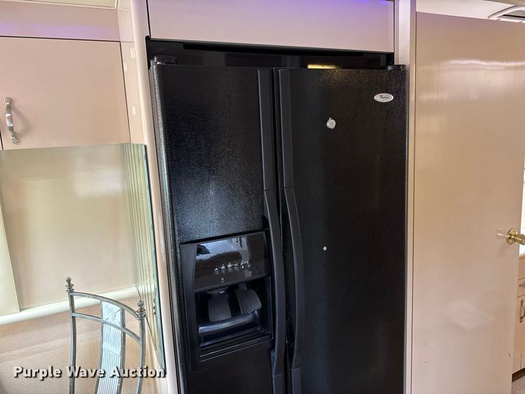 image for item FB8978 1991 Prevost XL- 40 Angola RV