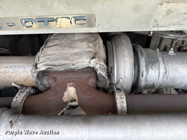 image for item FB8978 1991 Prevost XL- 40 Angola RV