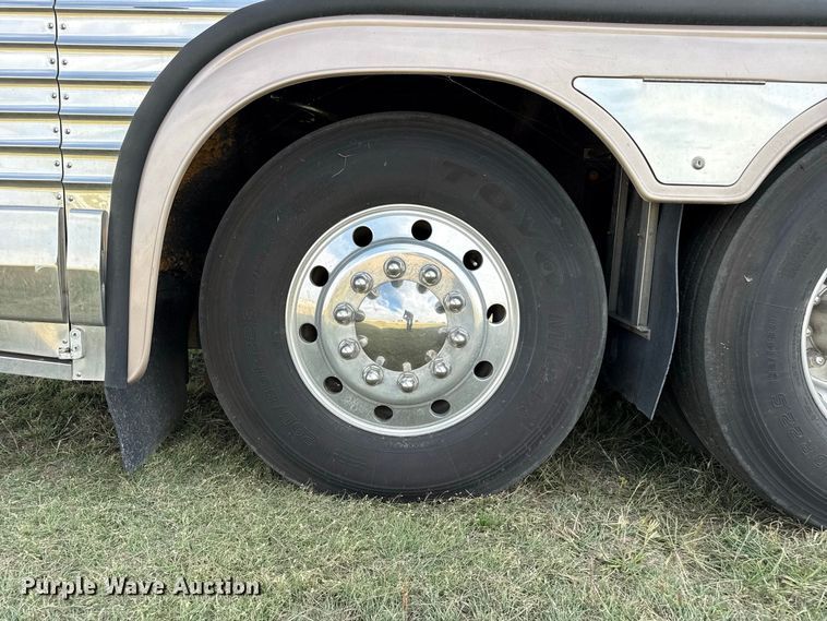image for item FB8978 1991 Prevost XL- 40 Angola RV