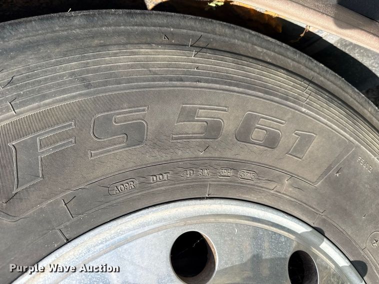 image for item FB8978 1991 Prevost XL- 40 Angola RV