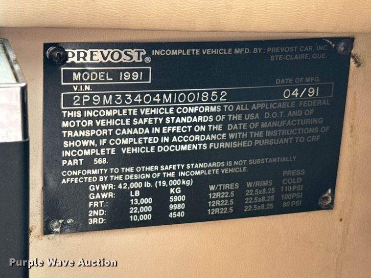 image for item FB8978 1991 Prevost XL- 40 Angola RV