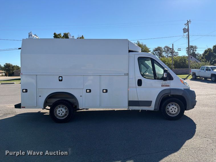 image for item FB8986 2017 Ram Promaster 3500 utility van
