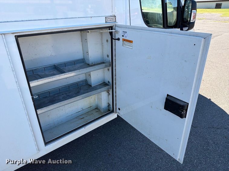 image for item FB8986 2017 Ram Promaster 3500 utility van