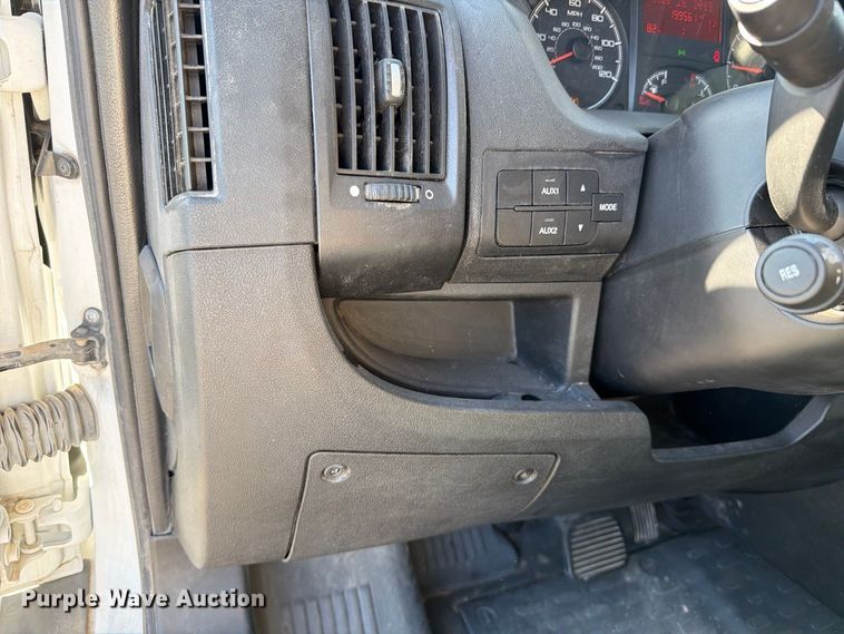 image for item FB8986 2017 Ram Promaster 3500 utility van