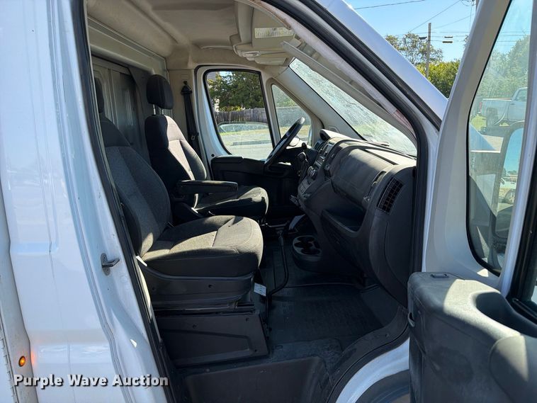 image for item FB8986 2017 Ram Promaster 3500 utility van