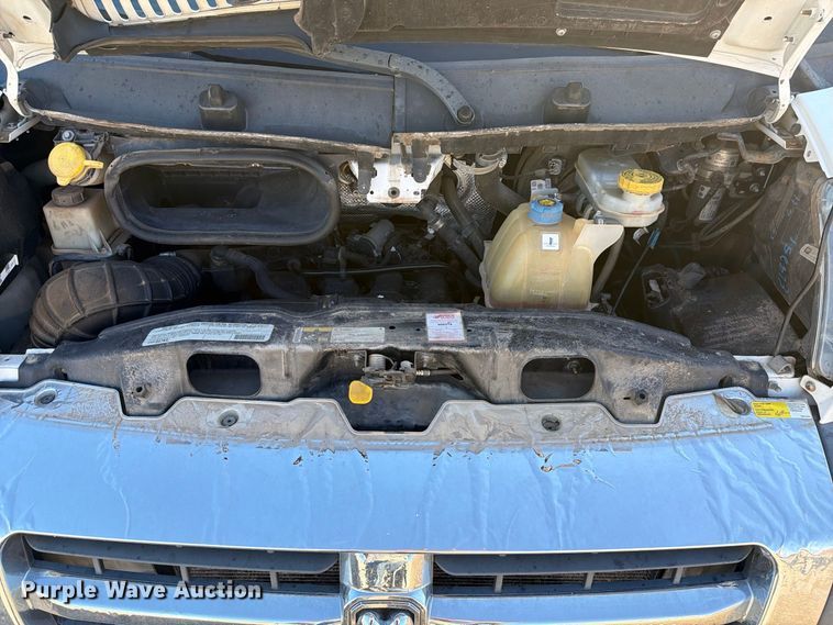 image for item FB8986 2017 Ram Promaster 3500 utility van