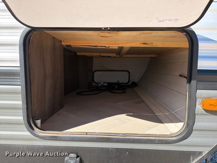 image for item FB8987 2021 Salem  Forest River camper