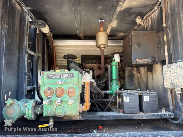 image for item FC3421 2005 International 4300 sewer jetter truck