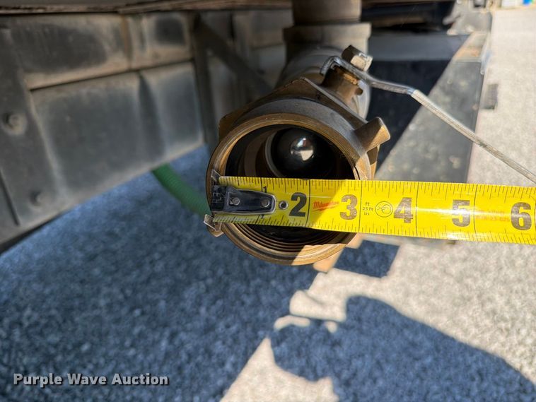 image for item FC3421 2005 International 4300 sewer jetter truck