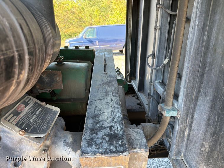 image for item FC3421 2005 International 4300 sewer jetter truck