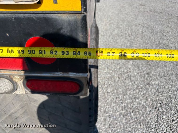 image for item FC3421 2005 International 4300 sewer jetter truck