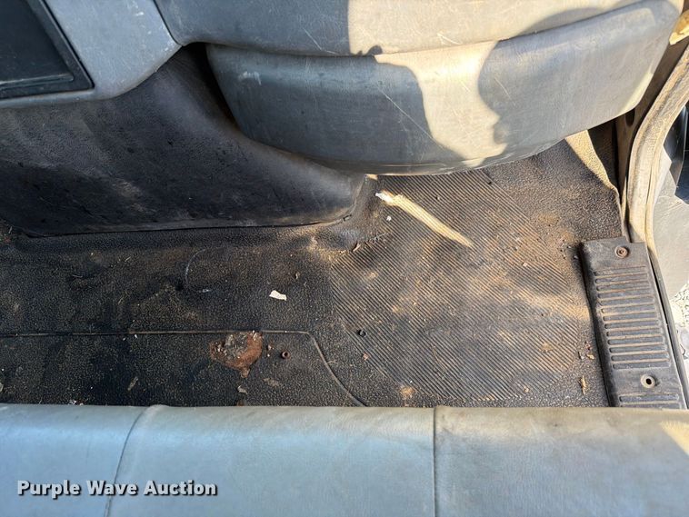 image for item FC3421 2005 International 4300 sewer jetter truck