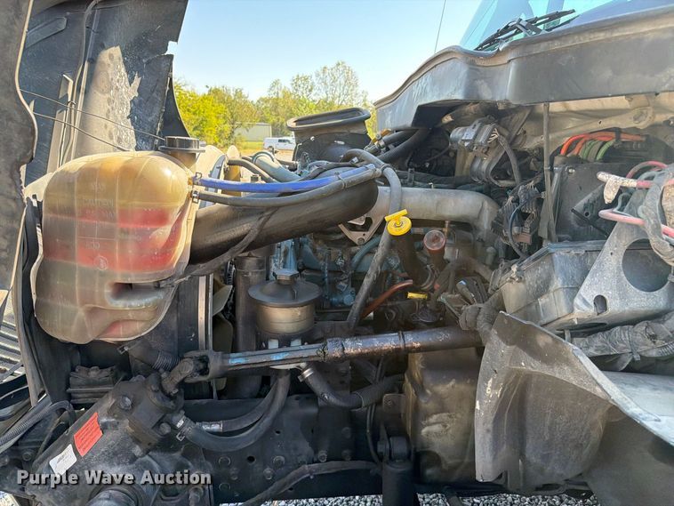 image for item FC3421 2005 International 4300 sewer jetter truck