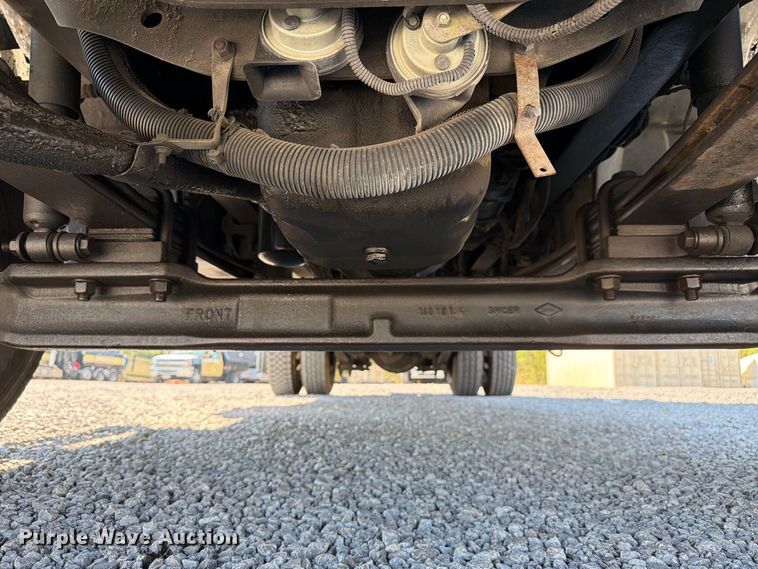 image for item FC3421 2005 International 4300 sewer jetter truck