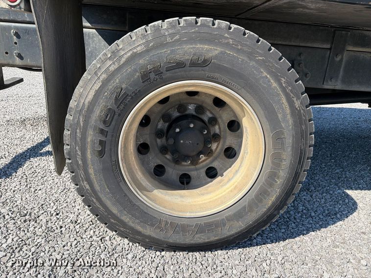 image for item FC3421 2005 International 4300 sewer jetter truck