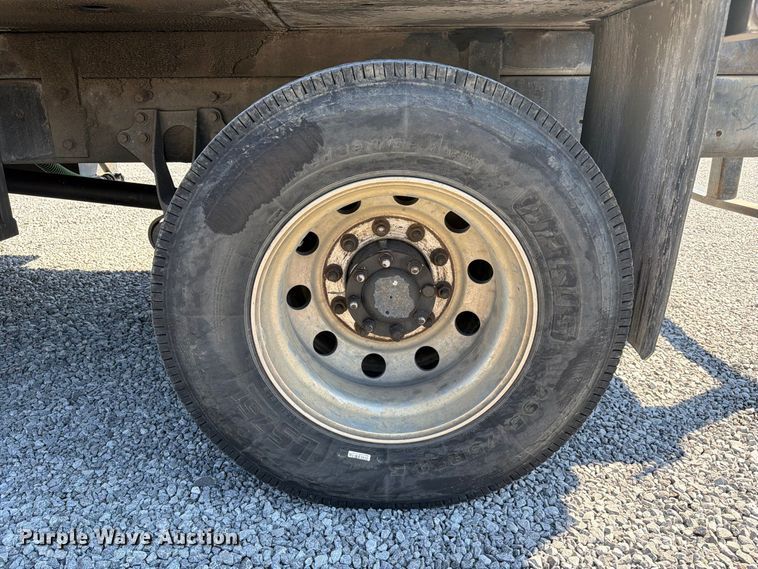 image for item FC3421 2005 International 4300 sewer jetter truck