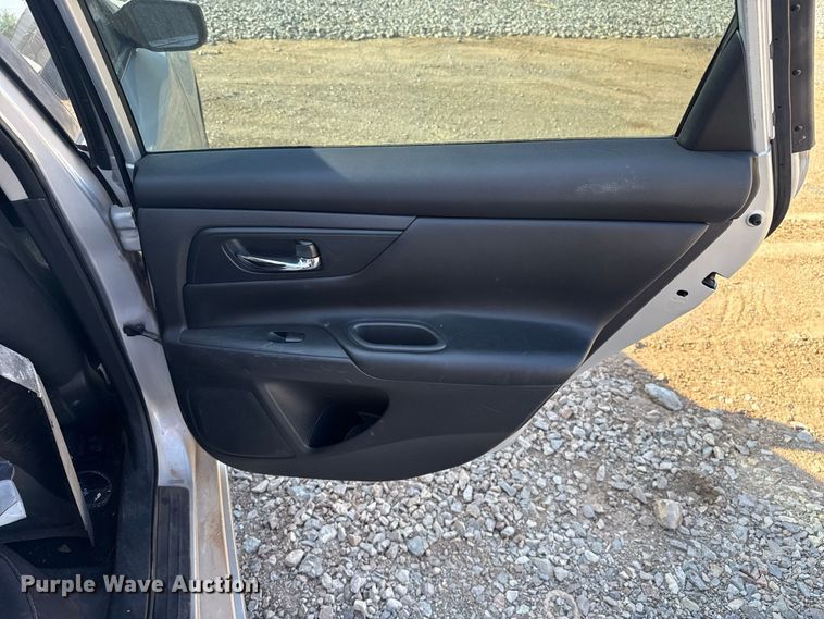 image for item FC4375 2016 Nissan Altima 