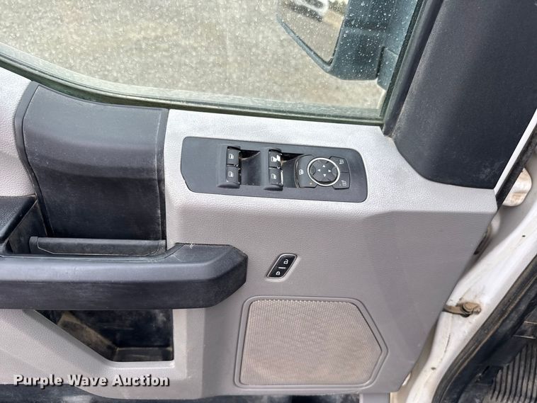 image for item FC4445 2018 Ford F150 Ext. Cab pickup truck