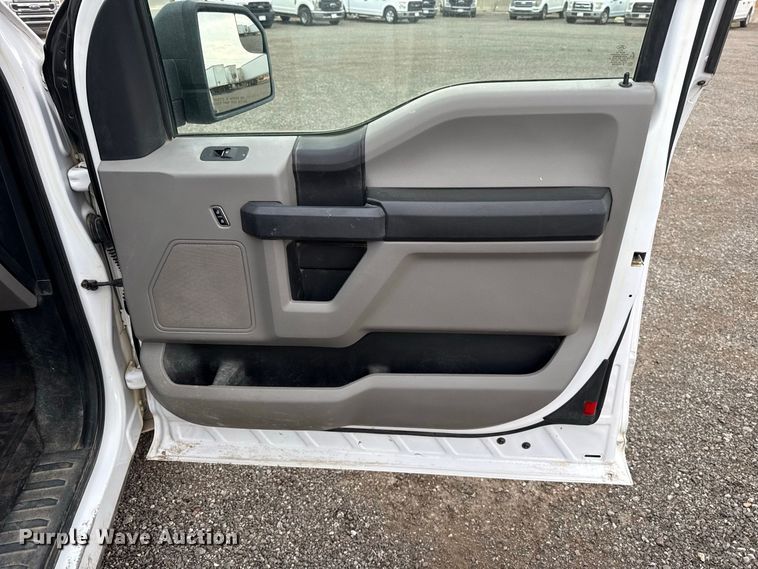 image for item FC4445 2018 Ford F150 Ext. Cab pickup truck
