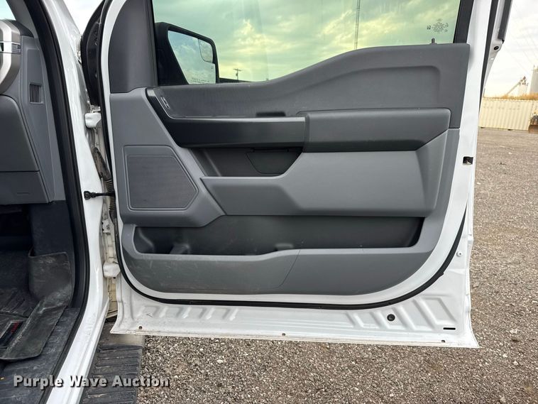 image for item FC4446 2021 Ford F150 Crew Cab pickup truck