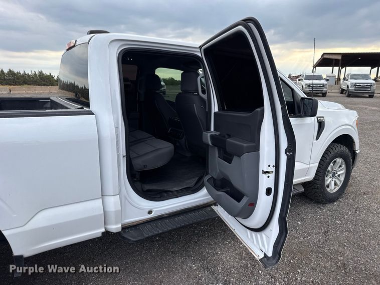 image for item FC4446 2021 Ford F150 Crew Cab pickup truck