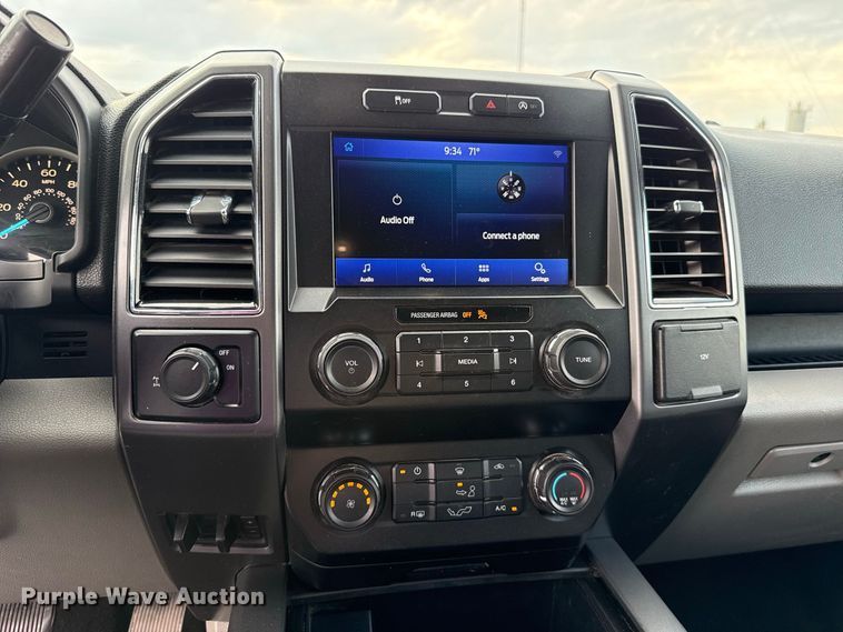 image for item FC4447 2020 Ford F150 Crew Cab pickup truck
