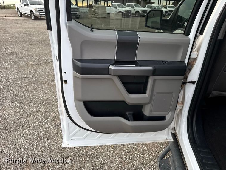 image for item FC4447 2020 Ford F150 Crew Cab pickup truck