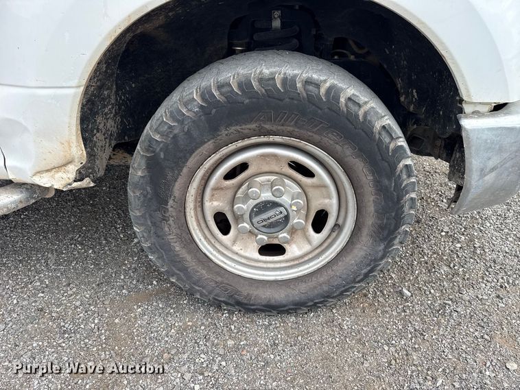 image for item FC4448 2019 Ford F250 Super Duty Ext. Cab pickup truck