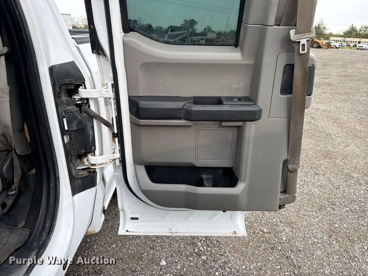image for item FC4449 2018 Ford F150 Ext. Cab pickup truck