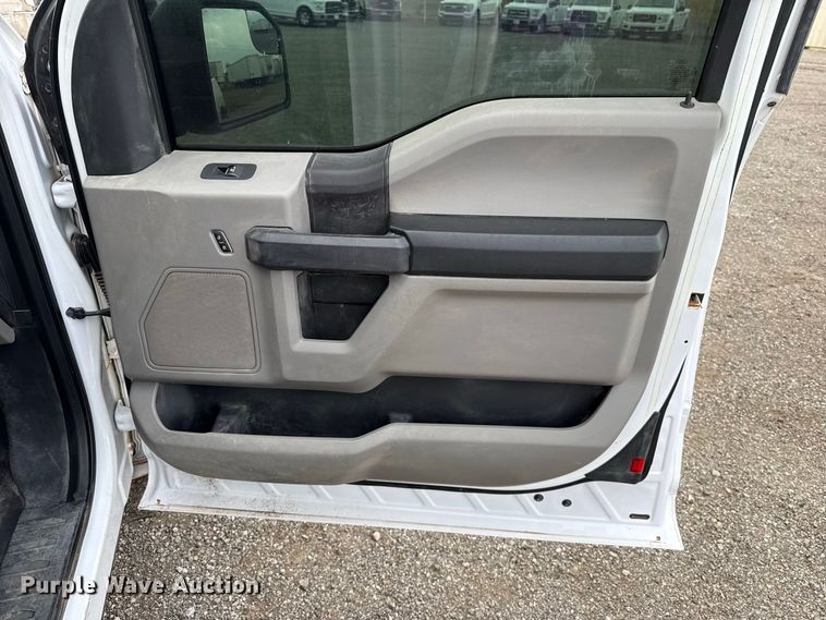 image for item FC4449 2018 Ford F150 Ext. Cab pickup truck