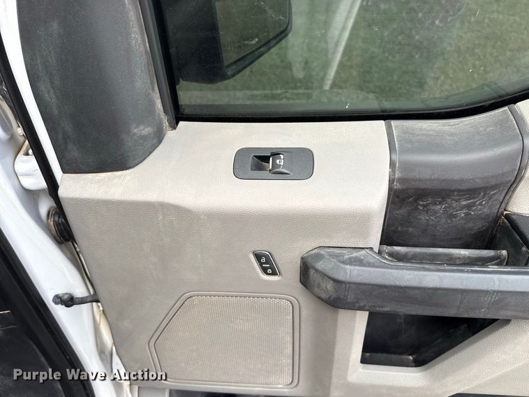 image for item FC4449 2018 Ford F150 Ext. Cab pickup truck