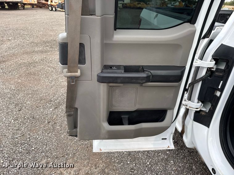 image for item FC4449 2018 Ford F150 Ext. Cab pickup truck