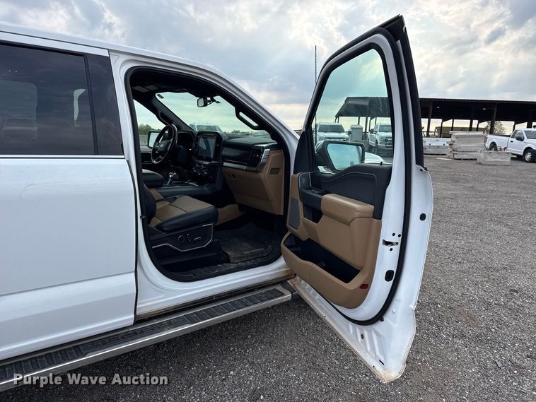image for item FC4450 2022 Ford F150 Crew Cab pickup truck