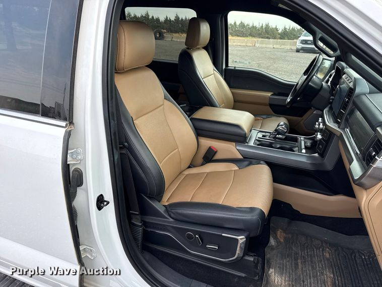 image for item FC4450 2022 Ford F150 Crew Cab pickup truck