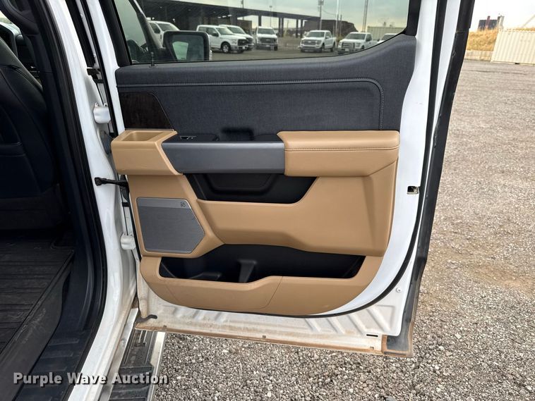 image for item FC4450 2022 Ford F150 Crew Cab pickup truck