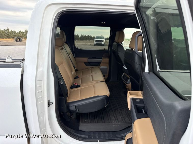 image for item FC4450 2022 Ford F150 Crew Cab pickup truck