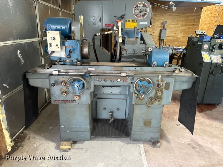 image for item FC4475 Cincinnati cylindrical grinder