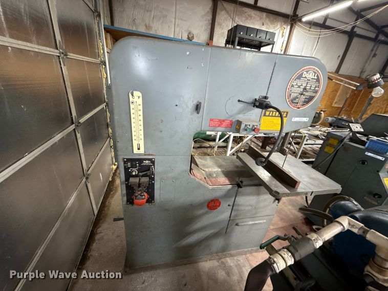 image for item FC4476 DoALL 3613-1 bandsaw