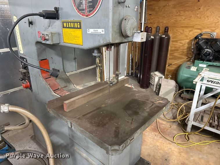 image for item FC4476 DoALL 3613-1 bandsaw