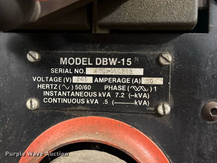 image for item FC4476 DoALL 3613-1 bandsaw