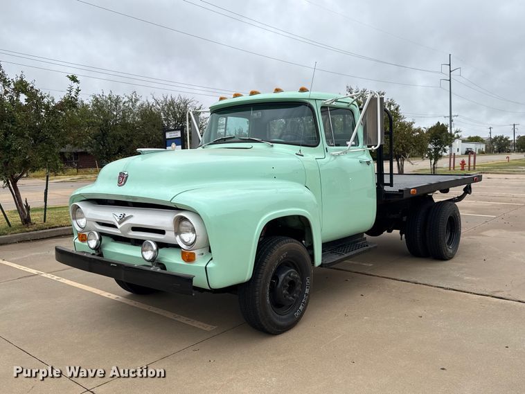 image for item FC4479 1956 Ford F350 flatbed pickup truck