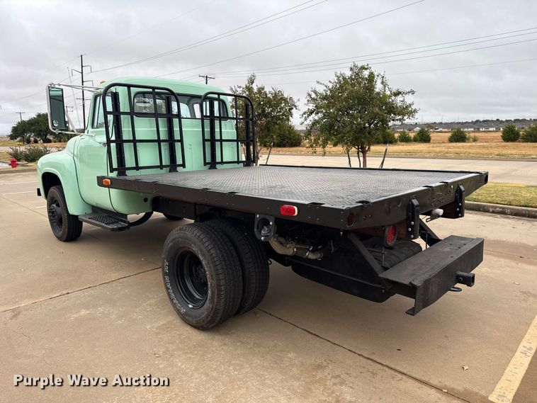 image for item FC4479 1956 Ford F350 flatbed pickup truck