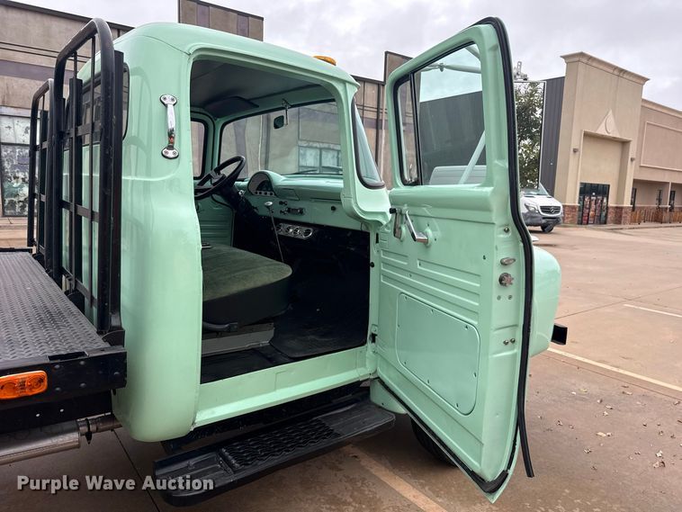image for item FC4479 1956 Ford F350 flatbed pickup truck