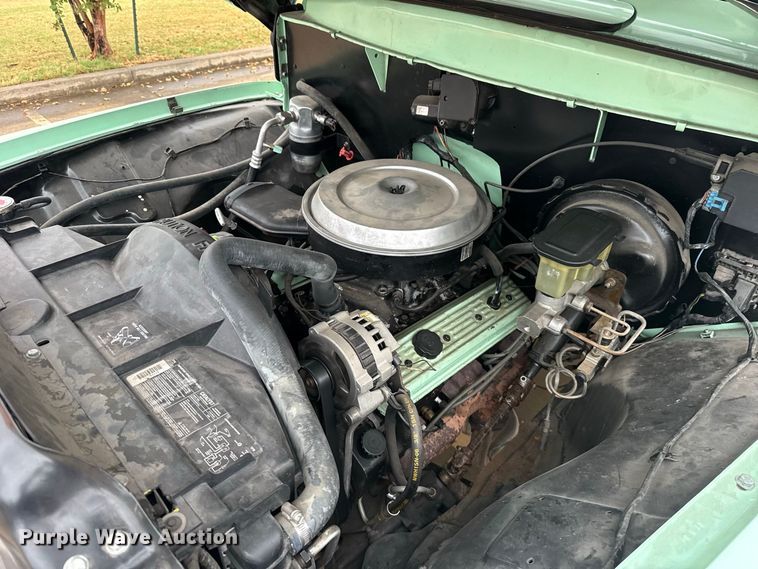 image for item FC4479 1956 Ford F350 flatbed pickup truck