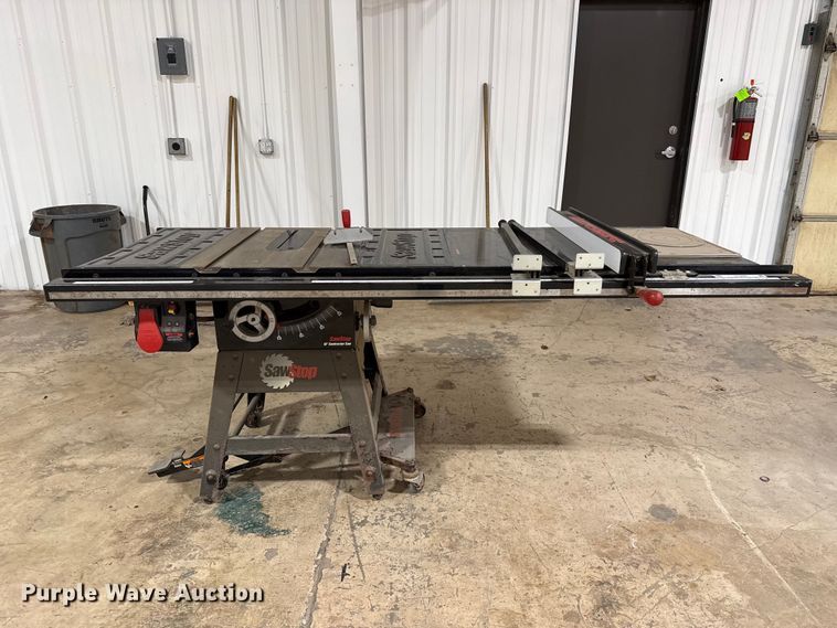 image for item FC4480 SawStop CNS 175 table saw