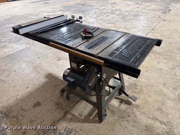 image for item FC4480 SawStop CNS 175 table saw