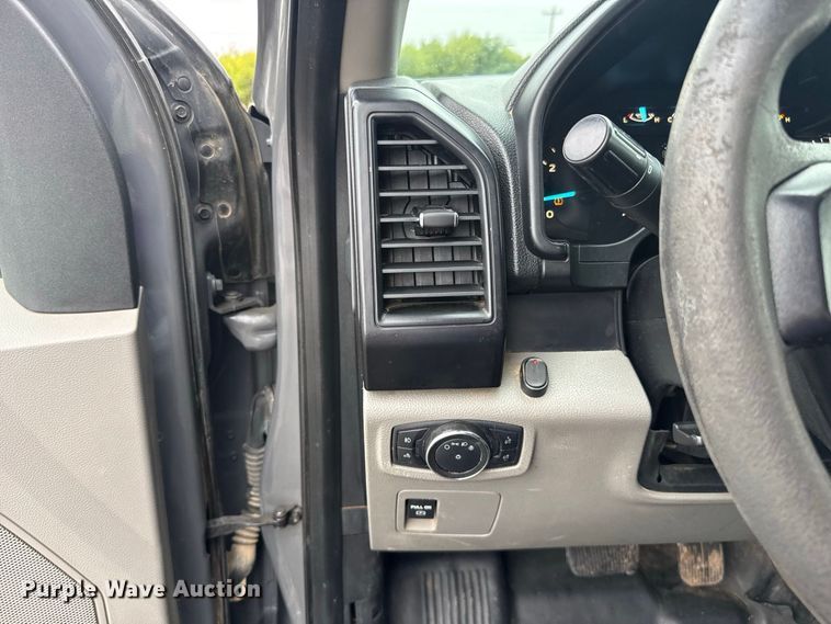 image for item FC4481 2018 Ford F150 Crew Cab pickup truck