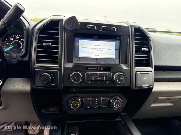 image for item FC4481 2018 Ford F150 Crew Cab pickup truck