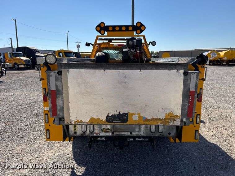 image for item FC4482 2020 Ford F350 Super Duty utility bed pickup truck
